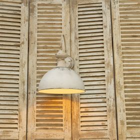 Vintage Wall Sconce with Elegant Design, Perfect for Adding Warmth and Charm to Your Home